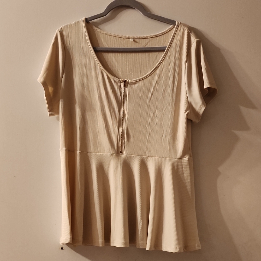 Elegant Cream Short Sleeve Top